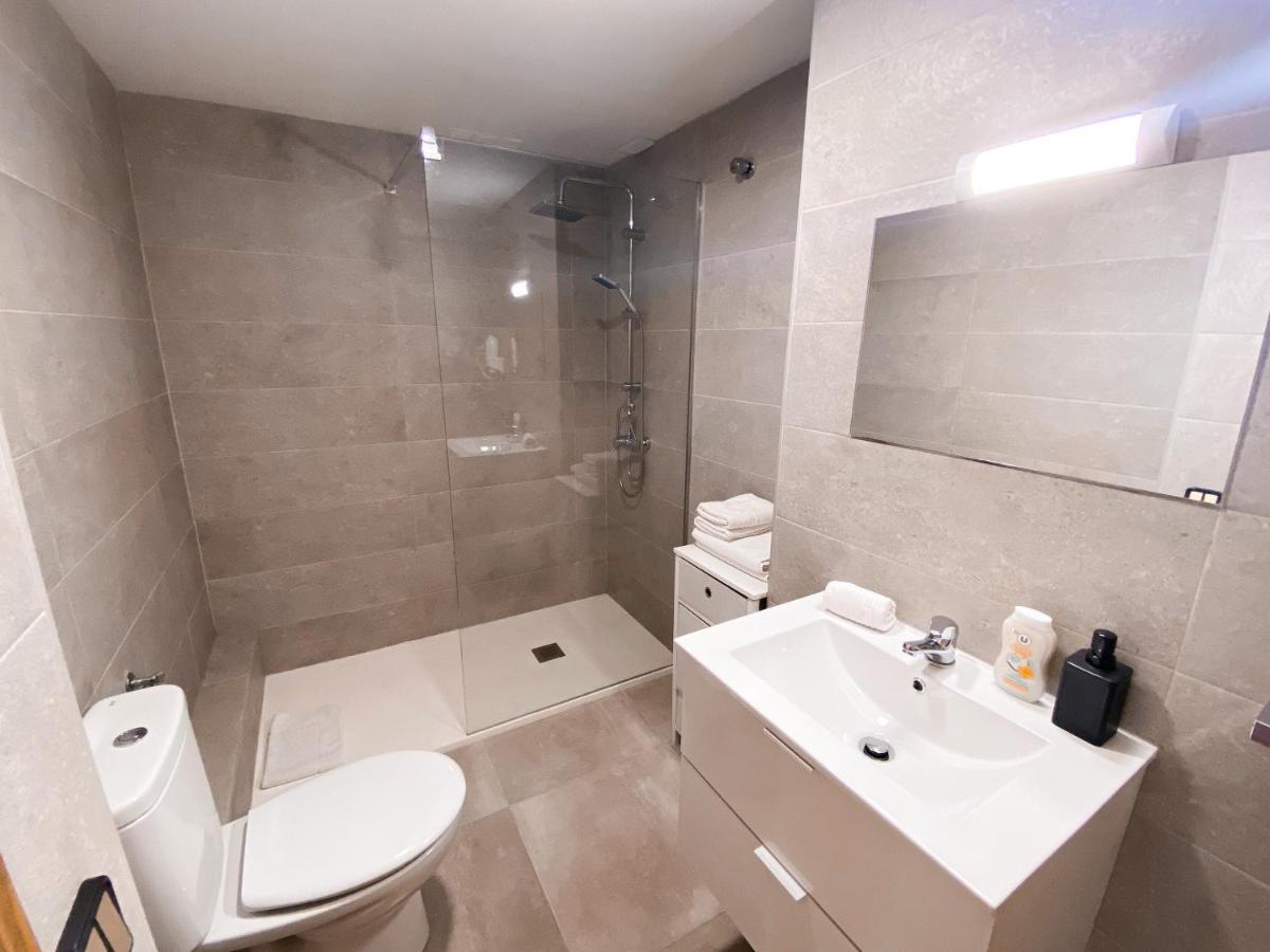 Apartamento Encamp Centro - A Pie De Todo - Ideal Parejas Ngoại thất bức ảnh