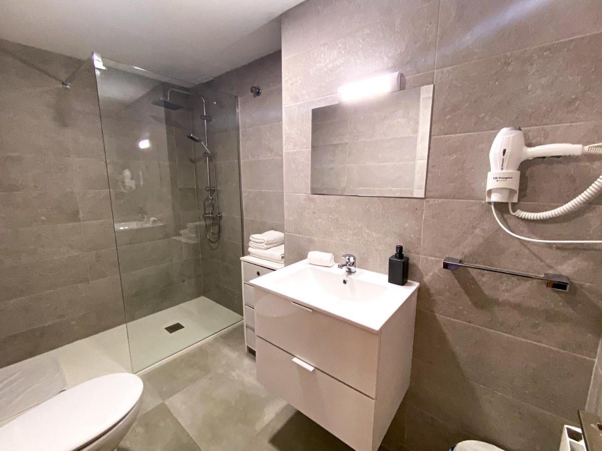 Apartamento Encamp Centro - A Pie De Todo - Ideal Parejas Ngoại thất bức ảnh
